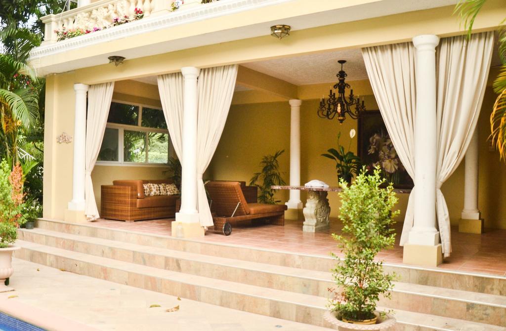 Eden Gardens Wellness Resort & Spa Kingston Esterno foto