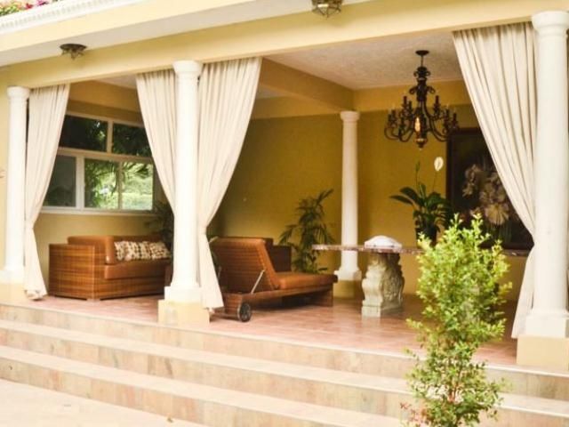 Eden Gardens Wellness Resort & Spa Kingston Esterno foto