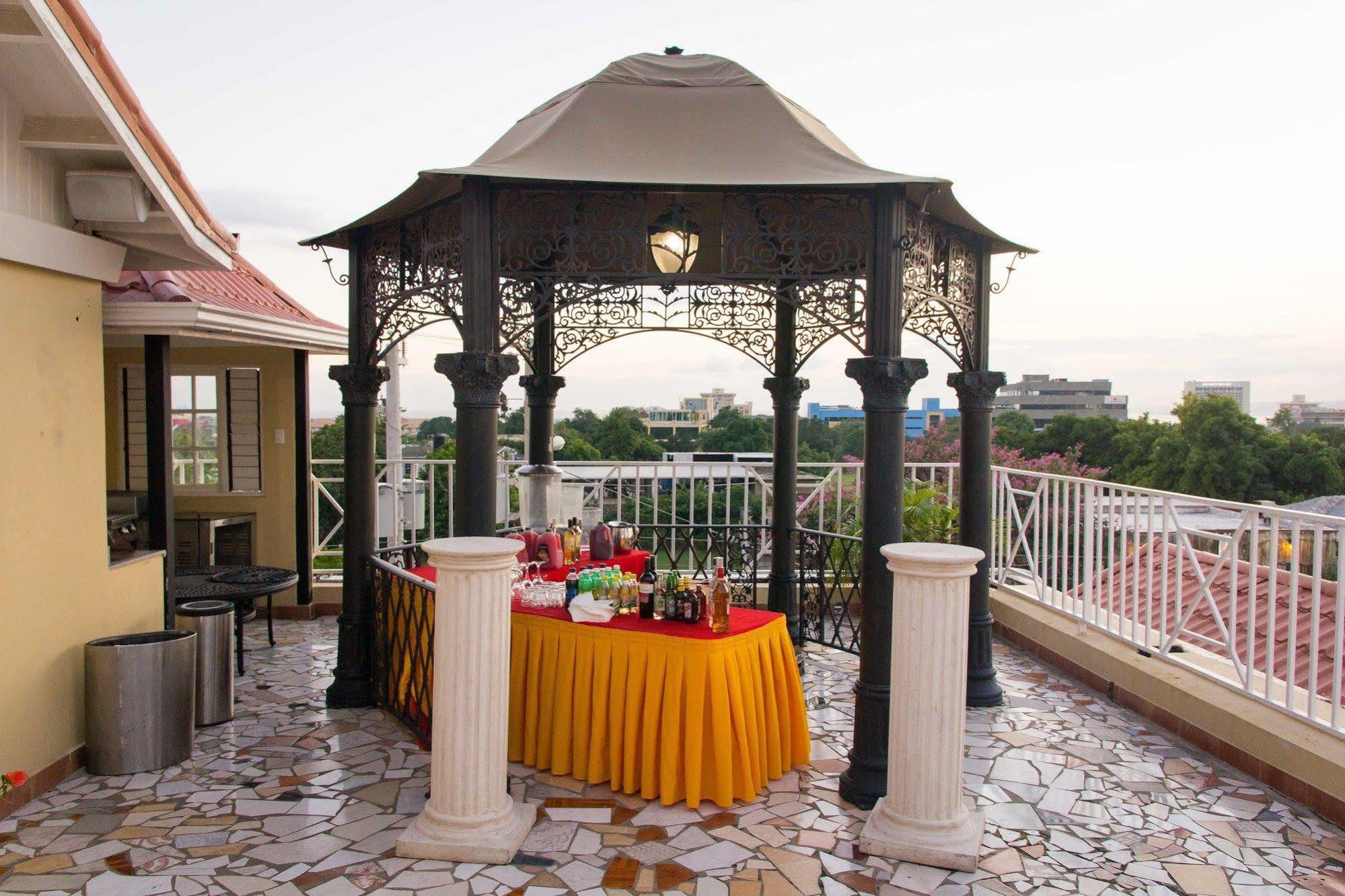 Eden Gardens Wellness Resort & Spa Kingston Esterno foto